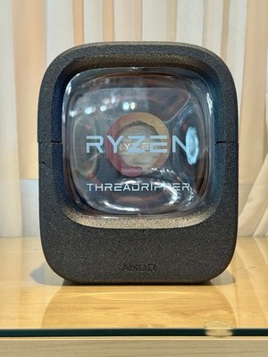 AMD Ryzen Threadripper 1950X Excellent Condition Complete in Box