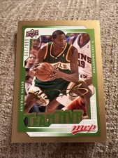 Kevin Durant 2008-09 UD Team MVP Gold Script Signatures #197 068/100