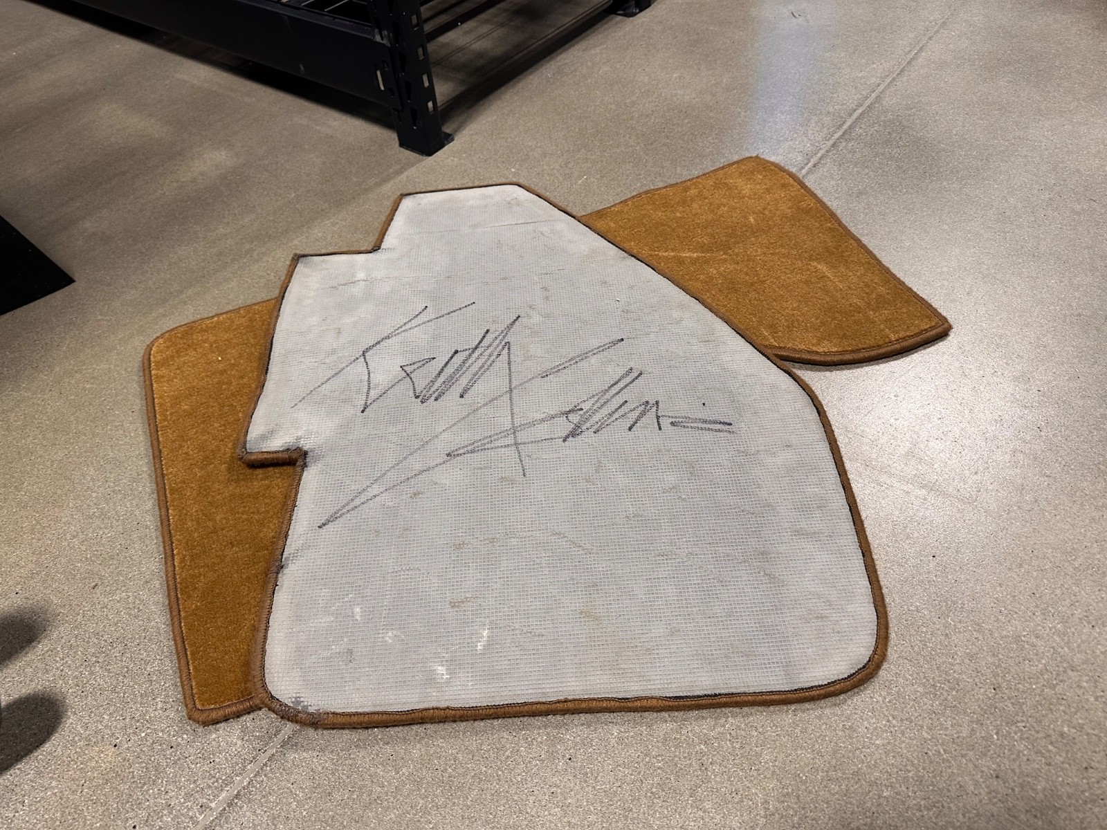 Ferrari 512 BBi Boxer Front Carpets Mats Original OEM Excellent