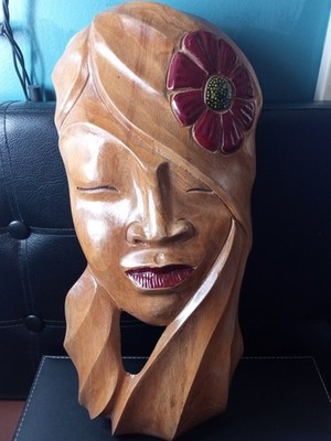Vintage Folk Art Wood Carving Of Piece full Woman Hand Carved 1950-1970