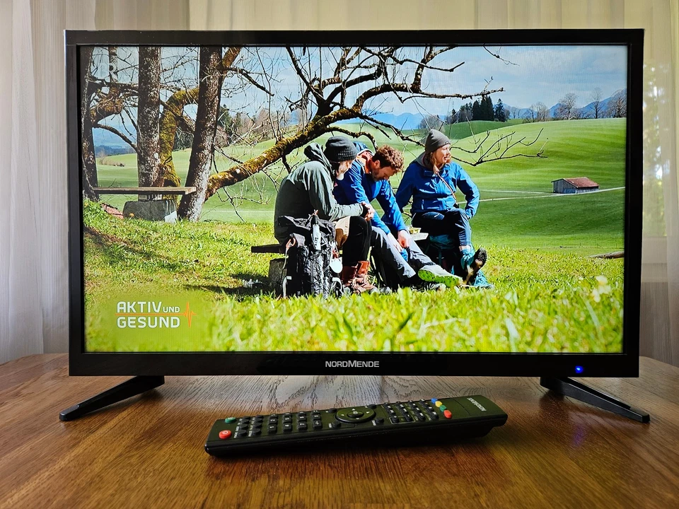 NordMende Wegavision FHD24A 24" FullHD LED Televisión Triple Sintonizador Grabación USB - Imagen 1 de 4