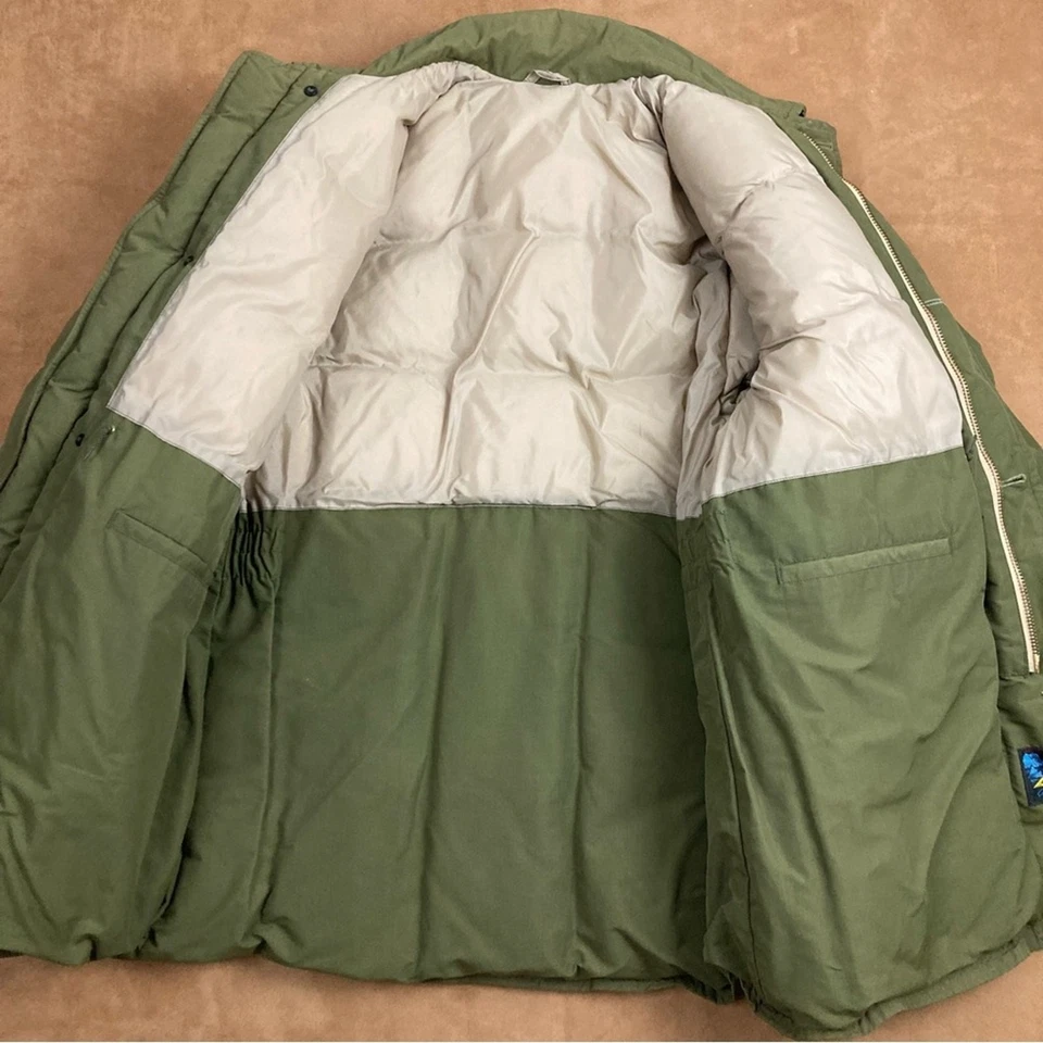 Vintage 60s Bauer Down Blizzard Proof Puffer Jacket XL Green - Image 2 of 4