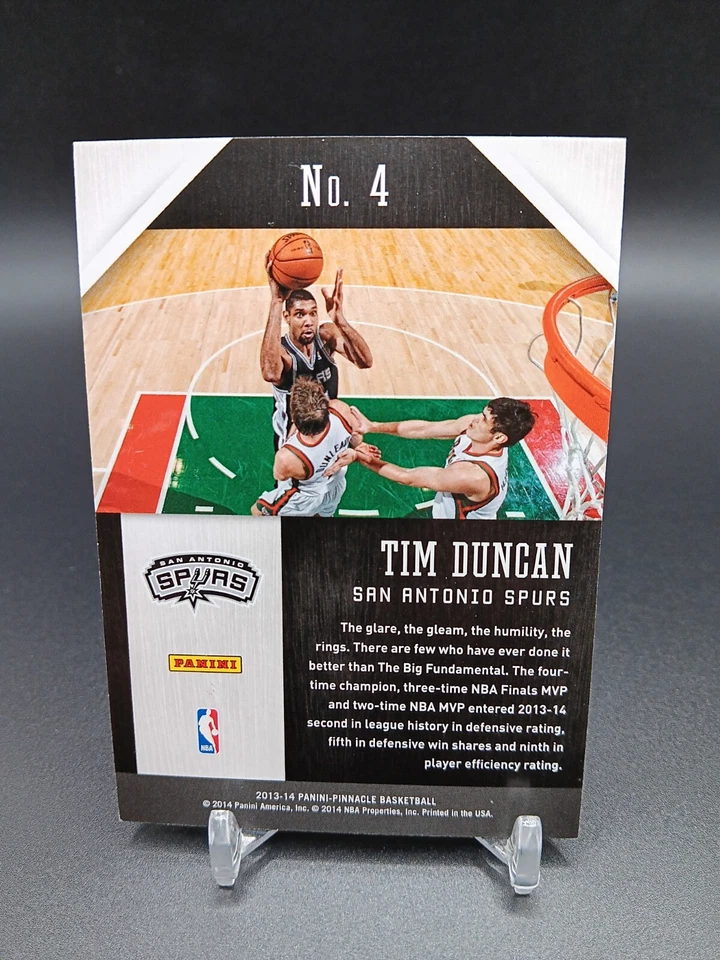 /25 蒂姆·邓肯 2013 - 14 帕尼尼数字背后的顶峰绿色艺术家证明 #1 — 第 2/2 张图片