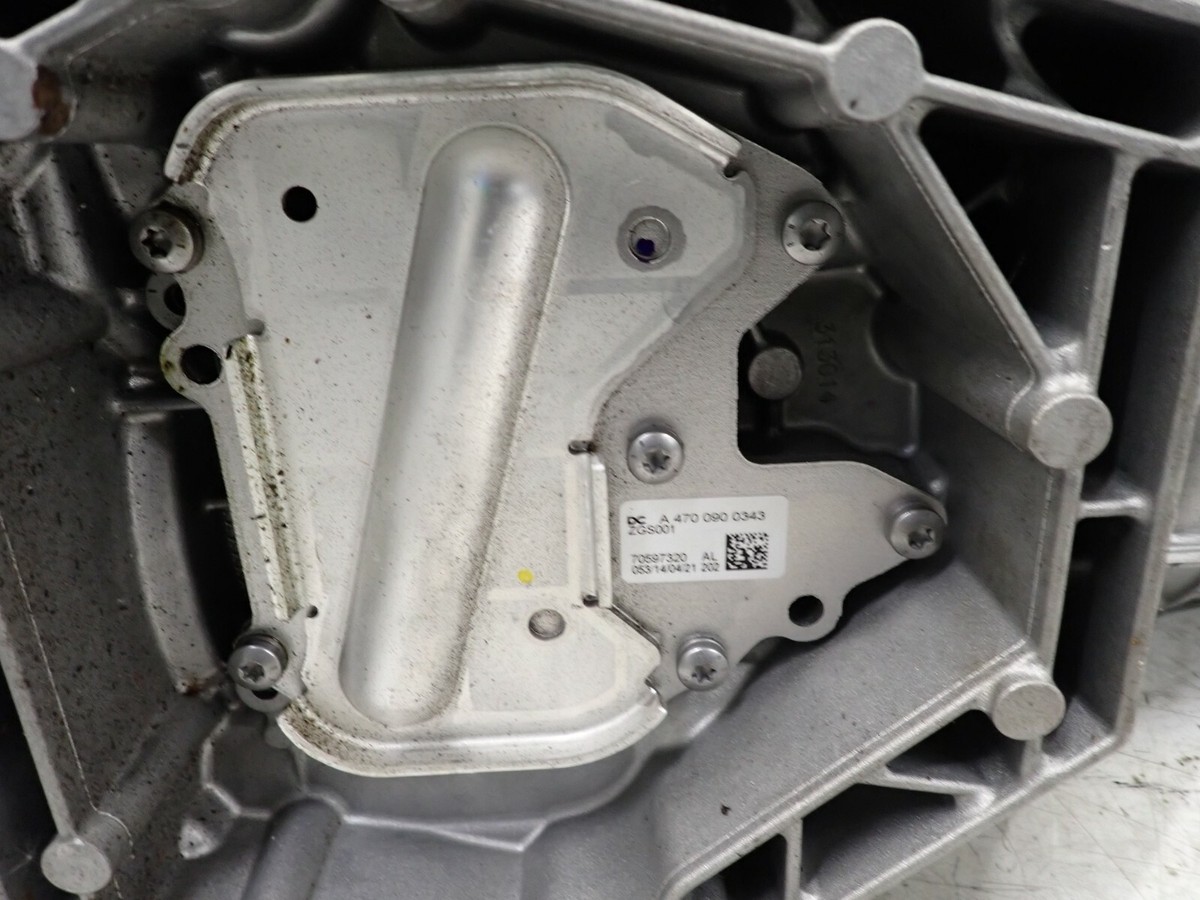 MERCEDES-BENZ OM471.926 GENUINE FUEL FILTER HOUSING A4730904752 