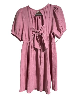 lush pink dress This or thatpink dress edition On Sundays we wear dresses which pink  dress are you choosing ? #pink #dresses #thisorthat
