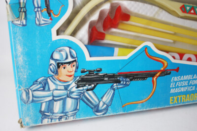 VINTAGE 80'S SPACE GUN COSMIC PISTOL CATAPULT PIQUE TOYS SPAIN