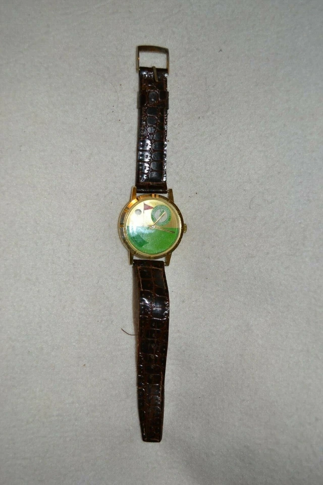 Reloj de golf - The Colgate Dinah Shore Winners Circle cuerda en funcionamiento Foto 2 de 4