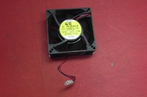 Amerikanische Kühl-Gefrierkombination GENERAL ELECTRIC PSE25NGTDCWW VENTILATOR