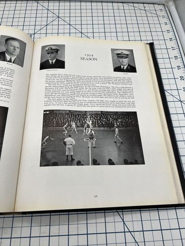 1933 NAVY MIDSHIPMEN FOOTBALL TEAM SLADE CUTTER AUTOGRAPH & 1934 USNA YEARBOOK - Picture 21 of 24
