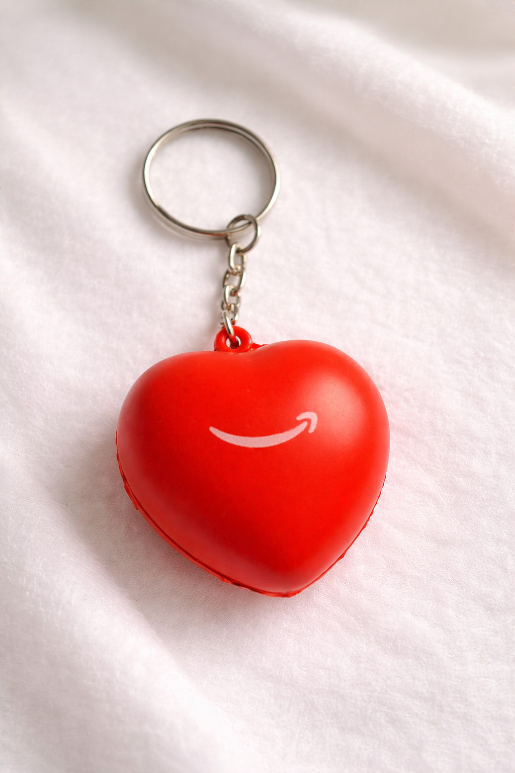 Llavero bola antiestrés corazón Amazon rojo blando regalo coleccionable
