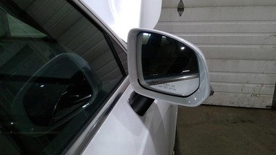 Used Right Door Mirror fits: 2018 Volvo XC90 w/surround view camera body color c