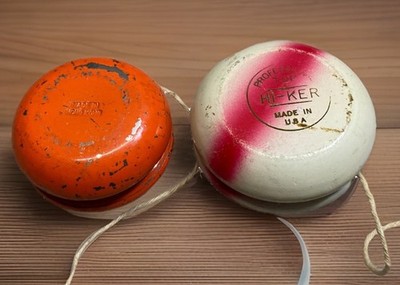 Vtg HI-KER Professional Top Yo-Yo w/ String White/Red Strip & Metal Orange Yo-Yo