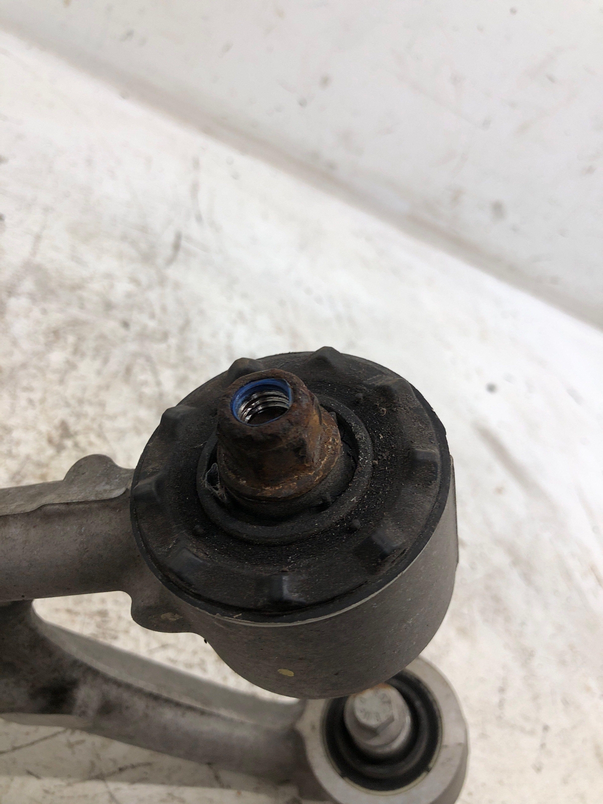 ASTON MARTIN RAPIDE RIGHT PASSENGER REAR UPPER CONTROL ARM OEM