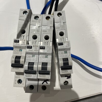 MEM EATON - 10AMP Typ C 30mA RCBO TYP AC - MCH110 - MR30 POD RCBO C10A