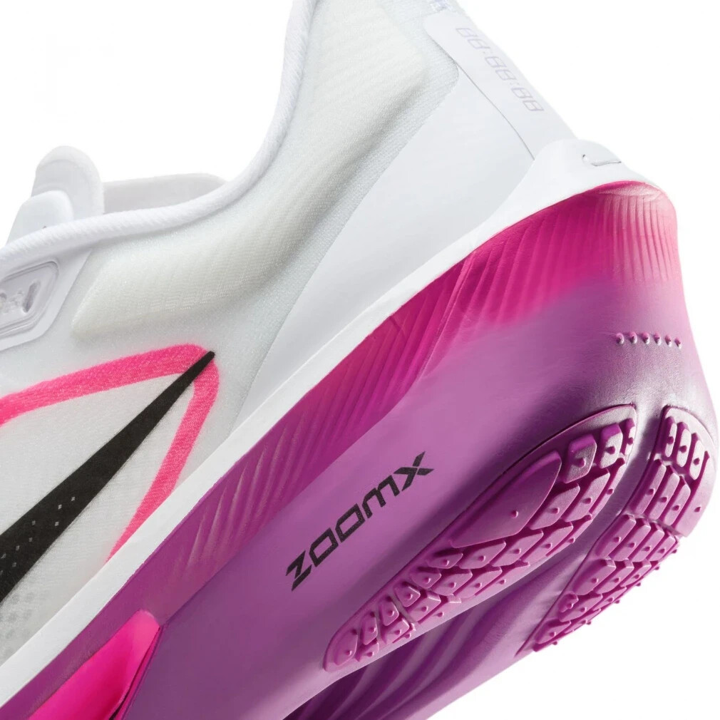 Nike WMNS Zoom Fly 6 