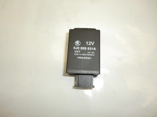 Original Fabia 5J Adapter Steuergerät Airbag                5J0959631A  32/13659