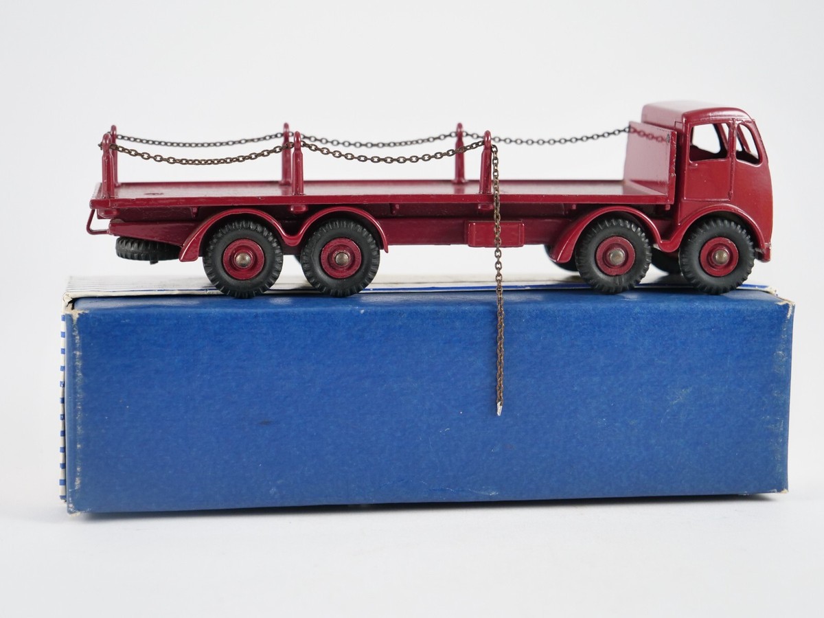 Dinky Toys 1:43 - 1 - Coche a escala - Foden ref. 905 Flat Truck