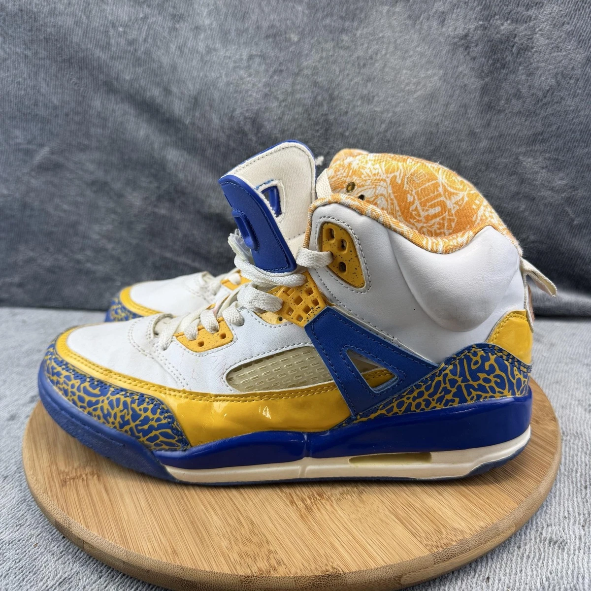 Jordan Spizike Schuhe Herren Größe 9,5 weiß blau gelb Basketball 315371-162