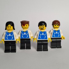 Lego Minifigures - 4 x Football Players, Blue Kit (set 3569)