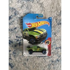 2016 Hot Wheels Toyota Off-Road Truck Green HW Daredevils 7/10 152/250 NEW