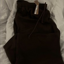 NWT SKIMS Boyfriend Fleece Baggy Sweatpant Shade: Espresso