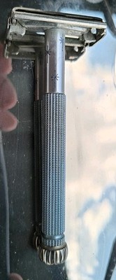 Vintage Lady Gillette (I1) 1963 Atomic Starburst Star Double Edge Safety Razor 