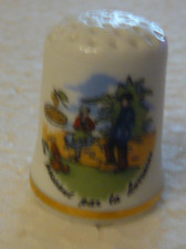 Dé à coudre de collection en porcelaine de Lorrains en costumes traditionnels 