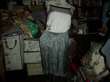 COLLECTIVE CONCEPTS Romantic Heather Gray Dress Size M
