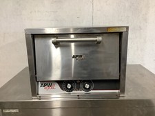 Pizza Oven APW Wyott P-18 Countertop 2 Deck 1ph 120V Tested