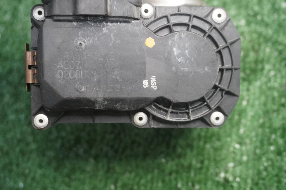 Nissan Versa Note 2015 1,6 L carrocería del acelerador fabricante original 86 k millas 3AA5002E Foto 4 de 4