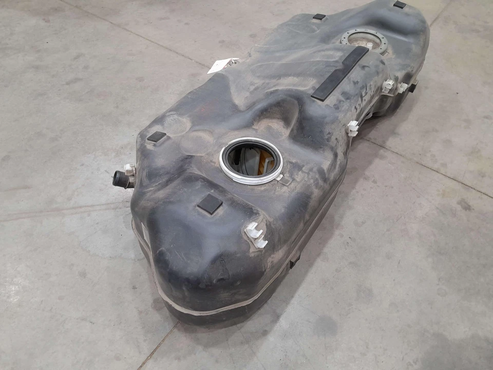 BMW X3 E83 2004-2006 conjunto de tanque de combustible tanque de gasolina original OEM 16116767908 Foto 2 de 4