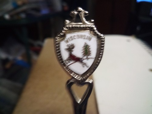 Wisconsin State Spoon 3.5" Collectible Souvenir Vintage Deer Design - Picture 2 of 10