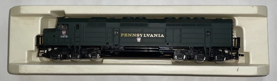 HO Scale Life Like Pennsylvania RR # 1473 FP45 Diesel Locomotive in Original Box - Image 2 of 4