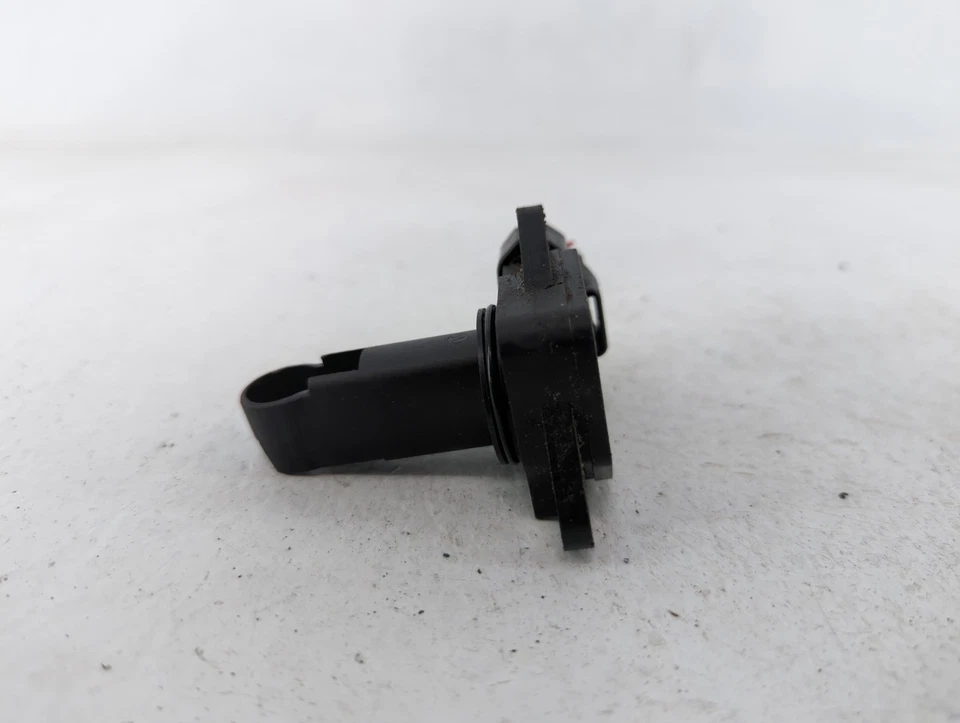 Измеритель массового расхода воздуха 2005-2015 Toyota Tacoma ML1QN - Изображение 4 из 4