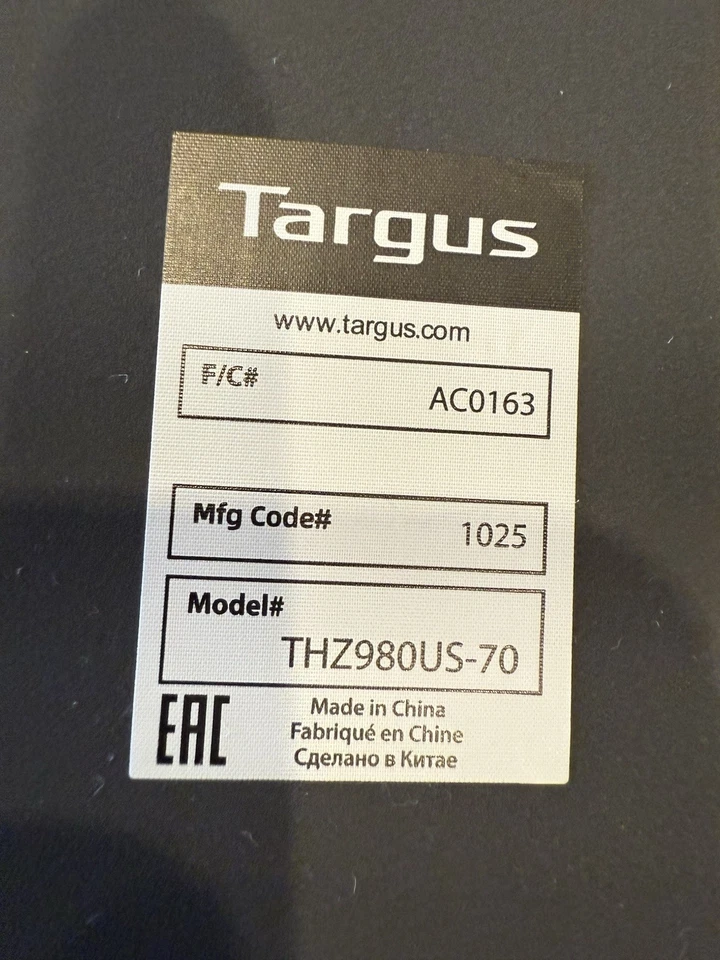 Funda Targus® Click-In™ para iPad® (A16) 2025 negra Foto 2 de 4