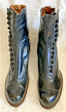 Victorian Ladies Leather Button Up Shoe  Black  Small