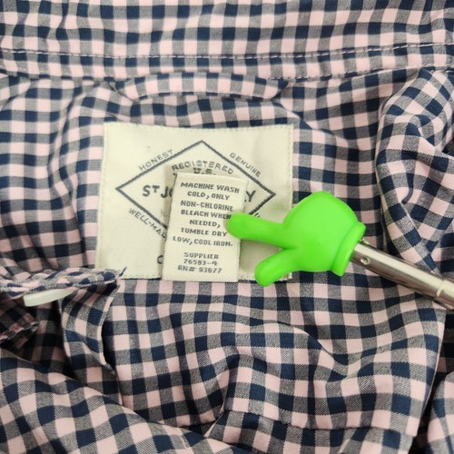 St John Bay Men’s Shirt Plaid Size L Short Sleeves Classic Fit Pink & Navy Check - Picture 10 of 10