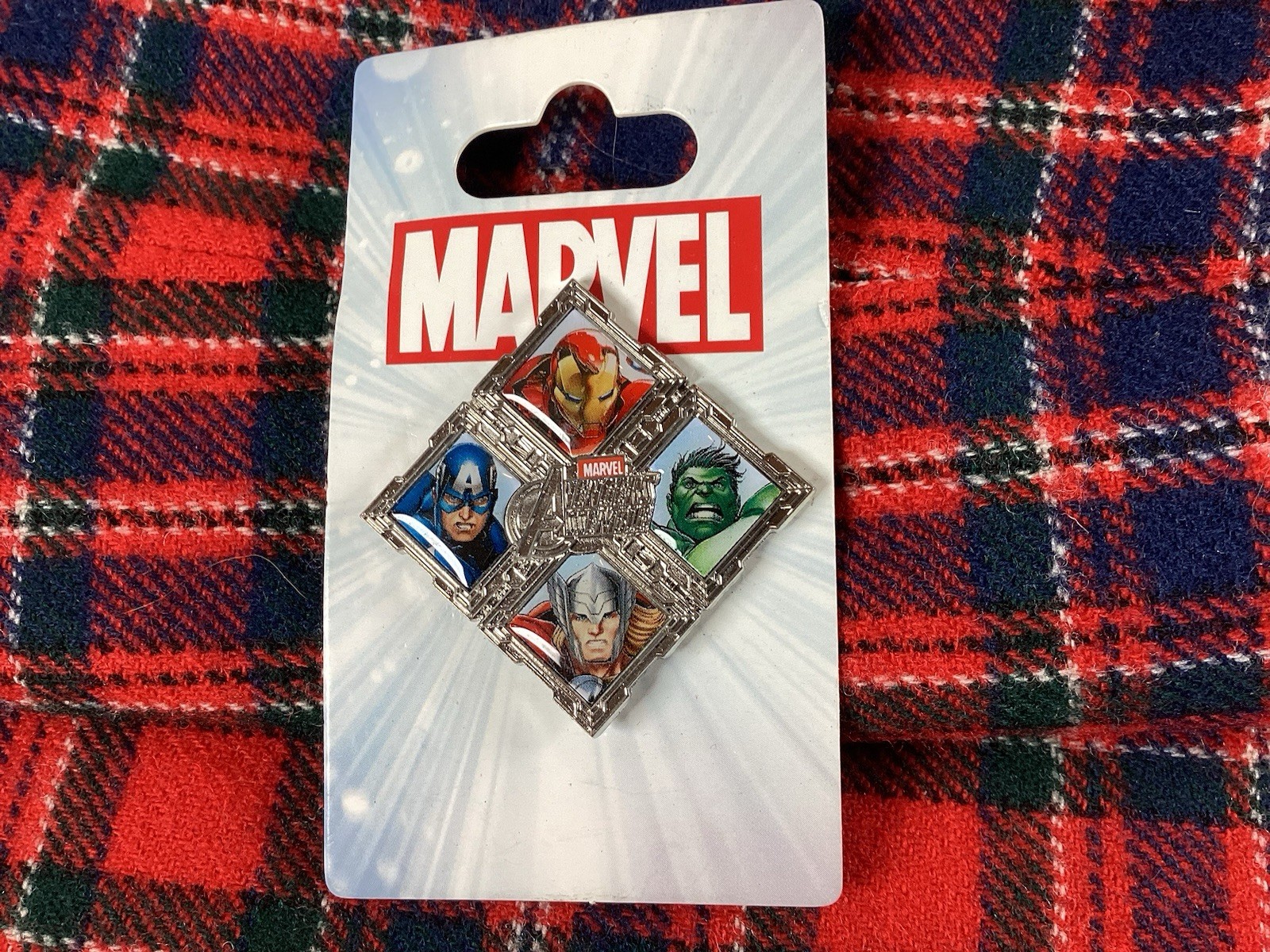 Disney Parks Marvel Avengers Assemble Iron Man The Hulk Captain America Thor Pin