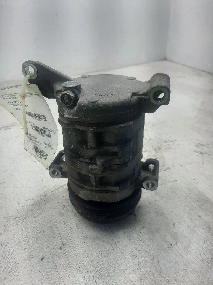 2010-2016 2018 Chevrolet Express 2500 Van AC Compressor ID 84208259 - Imagem 4 de 4