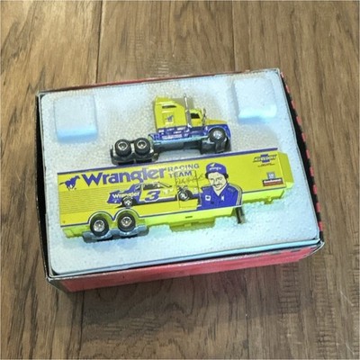 Racing Champions Wrangler Racing Team Yellow/Blue Tractor Trailer Semi Diecast