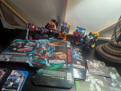Transformers Titans, Primes, Siege, Earthrise Cliffjumper, Puffer, Bumblebee Lot