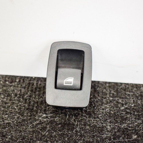 BMW 1 Schalterschalter für Fensterheber hinten links F20 9208106 2013