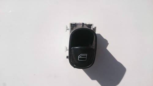 Mercedes Benz W209 Fensterheber Schalter A2098203510 / A 209 820 35 10