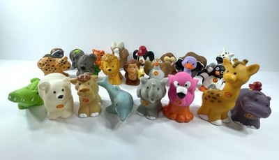 Fisher Price Little People A-Z Learning Zoo Animals. Lot 23/26 Missing the I,Q,X