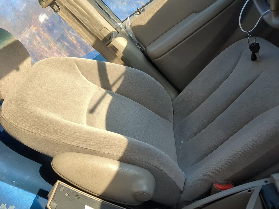 2001-2003 Chrysler Town & Country Driver Front Seat Oem PX34G Foto 2 de 2