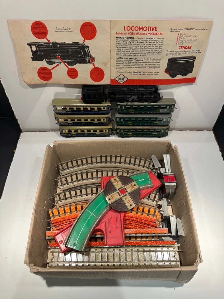 JOUEF HO TRAIN ANCIEN ANNEE 1950 LOCOMOTIVE VOITURES VOYAGEURS RAILS - Photo 2/2