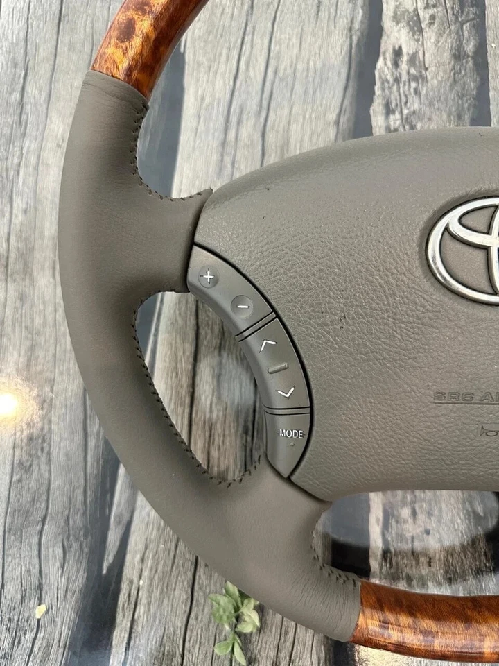 Volante multimedia madera Toyota Land Cruiser serie 100 98-2006 beige Foto 4 de 4