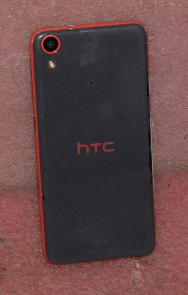 Smartphone HTC Metro PCS 8GB Modelo HTC Desire 626s Foto 2 de 4