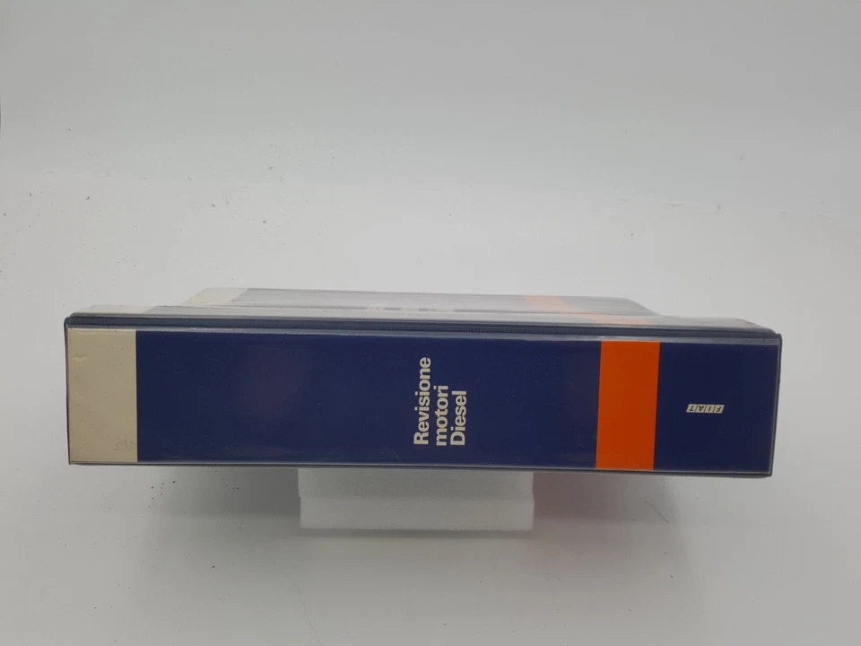 Manuale officina Fiat revisione motori diesel da 1.3 cc a 2.5 cc assistenza 1985 - Immagine 3 di 4