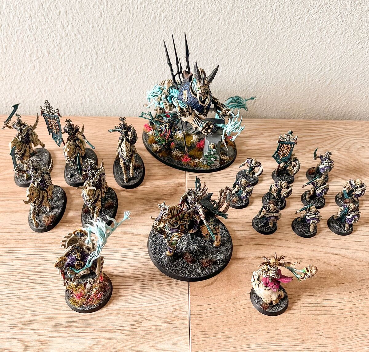 Warhammer Age Of Sigmar - Painted Ossiarch Bonereapers Army Warhammer Age Of Sigmar - Painted Ossiarch Bonereapers Army